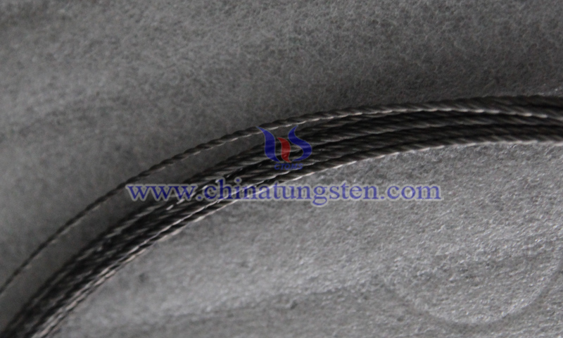 tungsten heater in thermionic cathode heating picture
